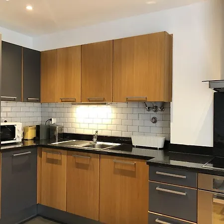 Deluxe Center Flat Apartment *